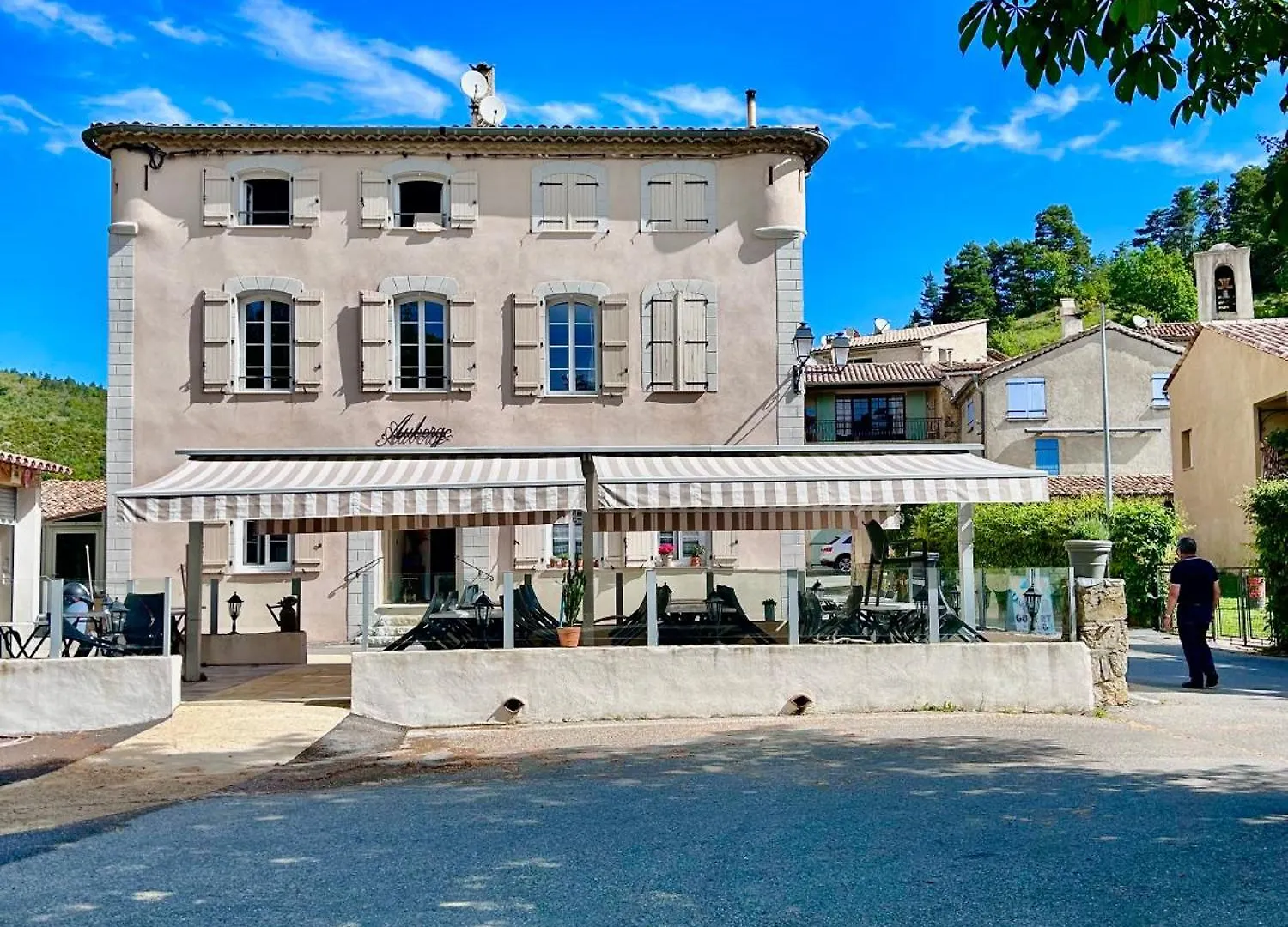 Auberge Du Bourguet Brenon Francia