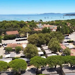 https://camping-la-bergerie-plage-hyeres.aixenprovencehotels.org