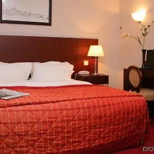 Ibis Styles La Reine Hotel Bourg-la-Reine